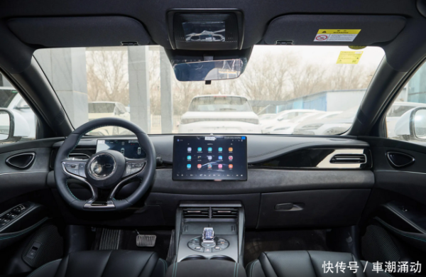 久联优配 海豹06DM造型时尚、运动，优惠后7.68万元起，适合年轻消费者